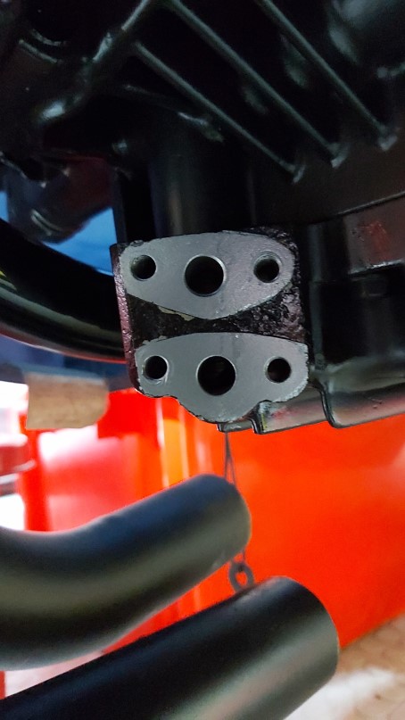 Sump flange.jpg