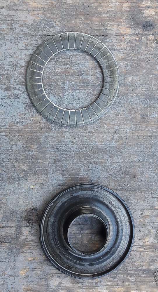 valve spring seat_2.jpg
